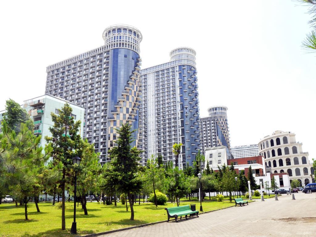 Orbi Sea Towers Batumi On Khimshiashvili 15 Ngoại thất bức ảnh